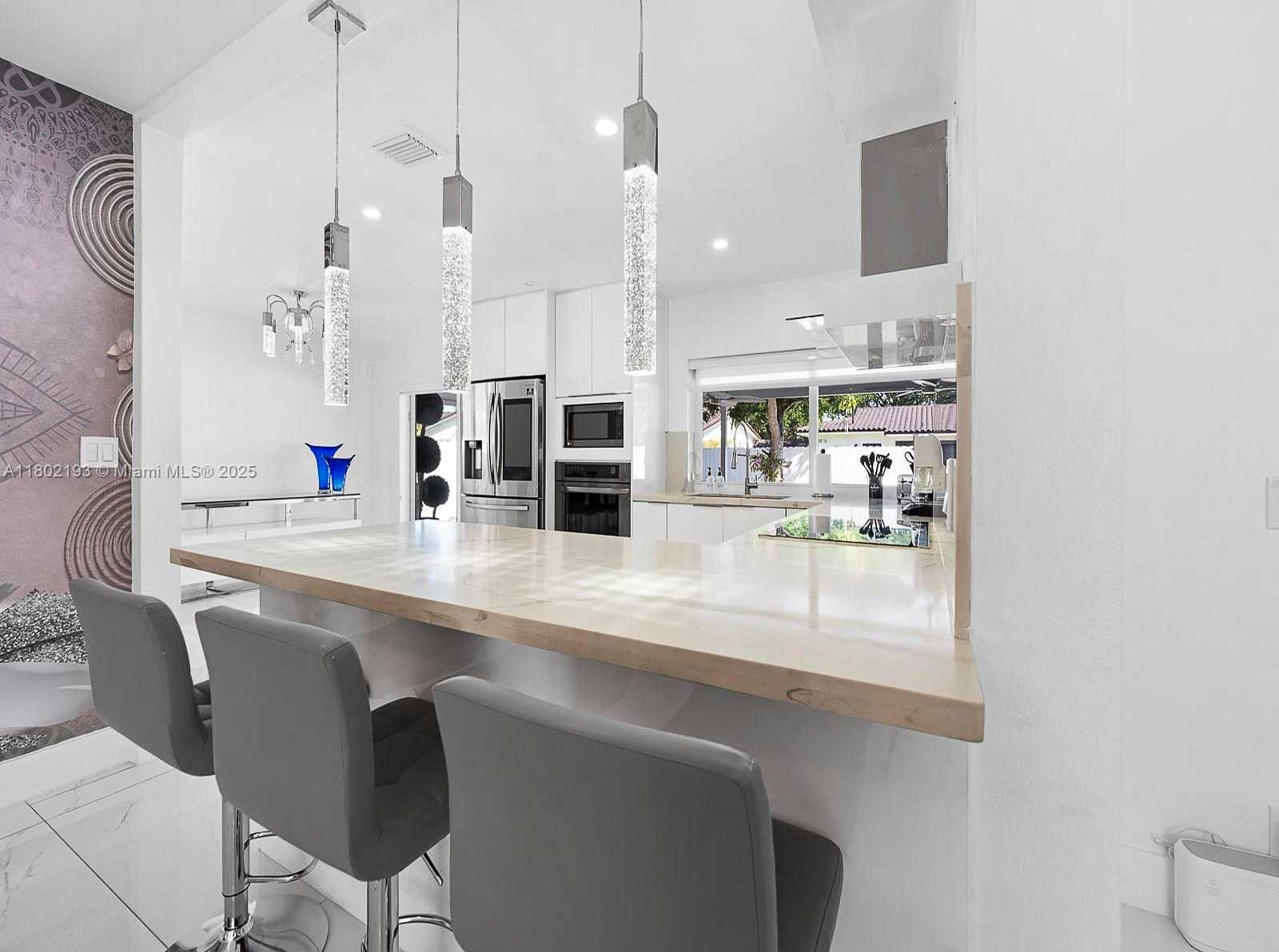 Small Image of 6951 SOUTH MIAMI LAKEWAY S #6951, Miami Lakes Number 25
