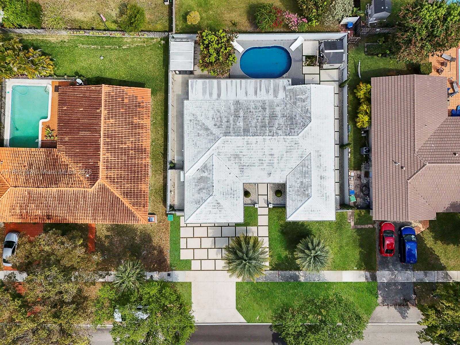 Small Image of 6951 SOUTH MIAMI LAKEWAY S #6951, Miami Lakes Number 3