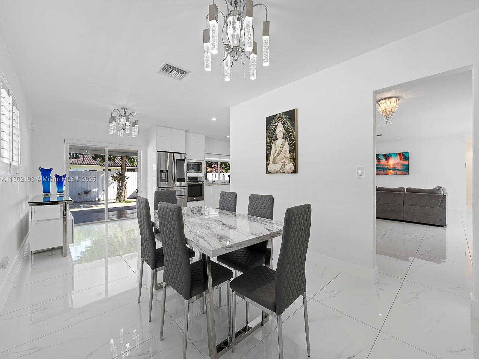 Small Image of 6951 SOUTH MIAMI LAKEWAY S #6951, Miami Lakes Number 31