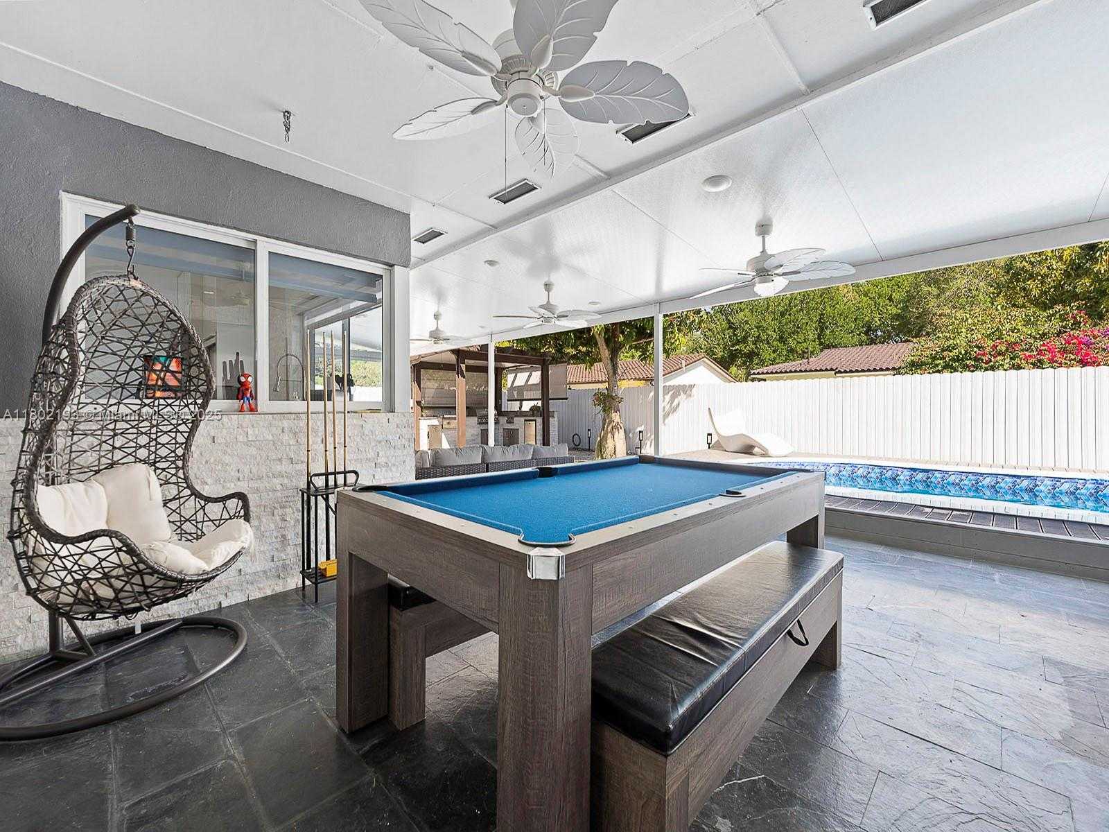 Small Image of 6951 SOUTH MIAMI LAKEWAY S #6951, Miami Lakes Number 34