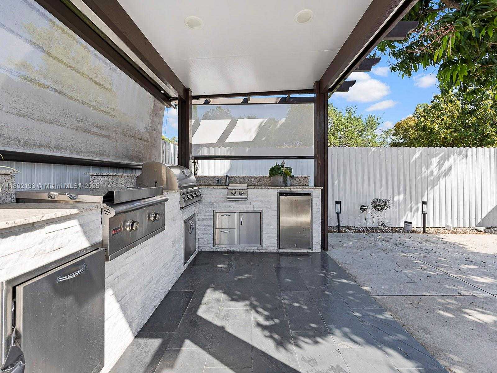 Small Image of 6951 SOUTH MIAMI LAKEWAY S #6951, Miami Lakes Number 38