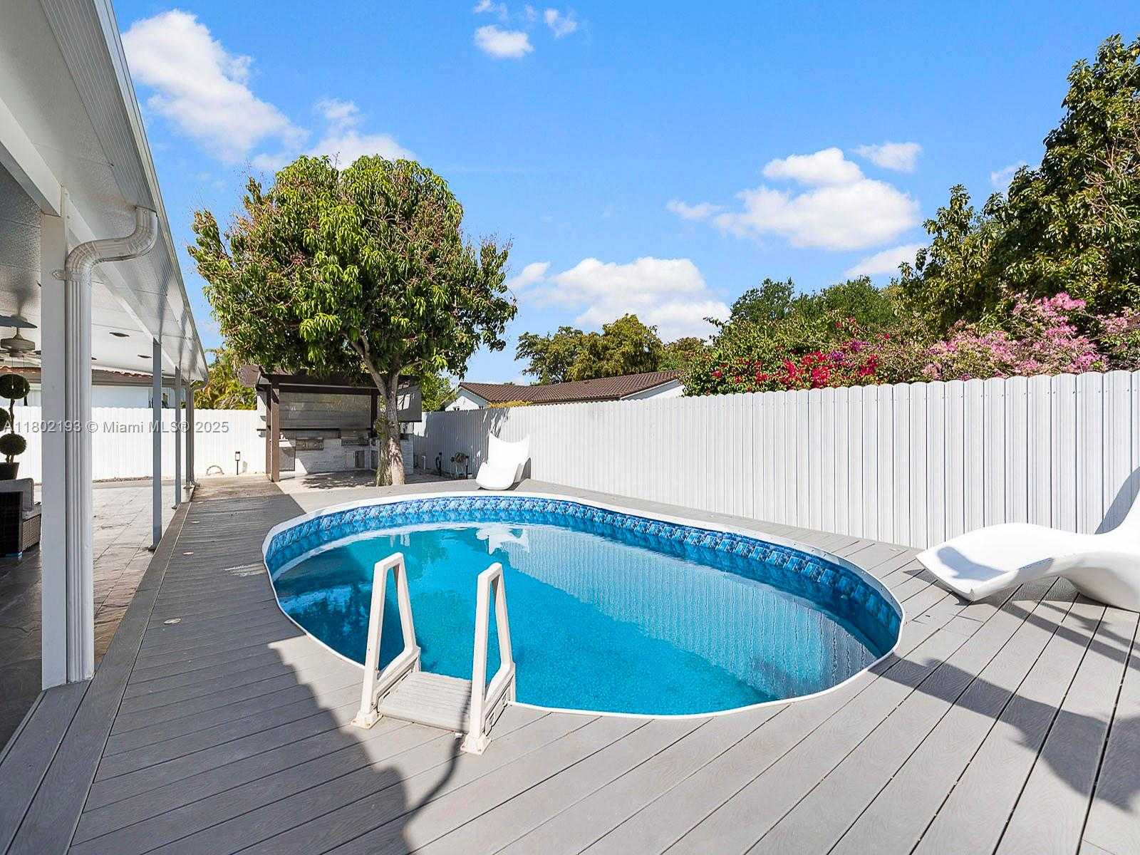 Small Image of 6951 SOUTH MIAMI LAKEWAY S #6951, Miami Lakes Number 43