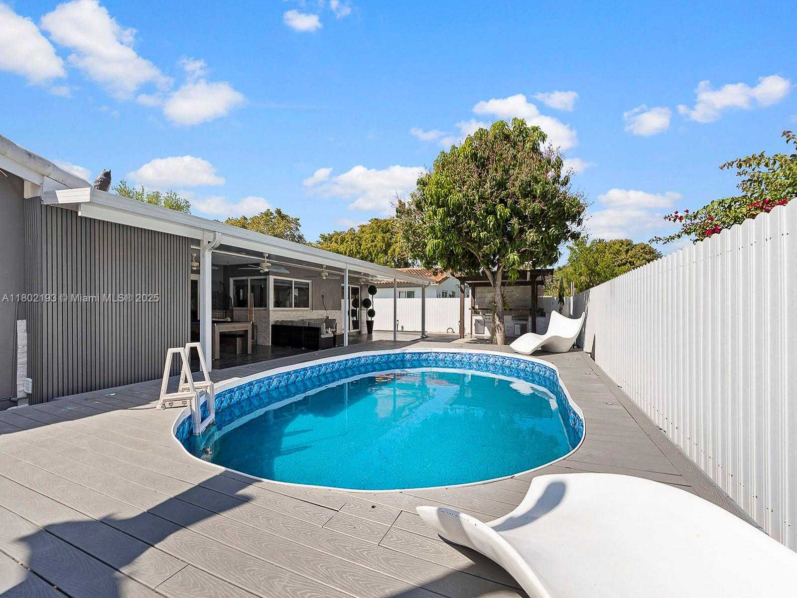 Small Image of 6951 SOUTH MIAMI LAKEWAY S #6951, Miami Lakes Number 44