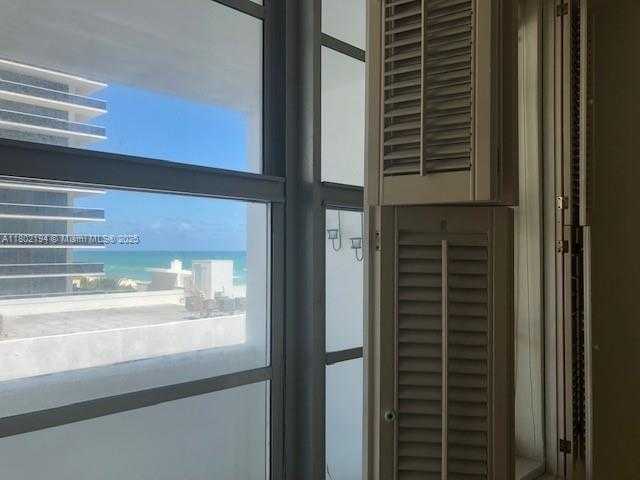 Small Image of 5825 COLLINS AVE #7D, Miami Beach Number 13