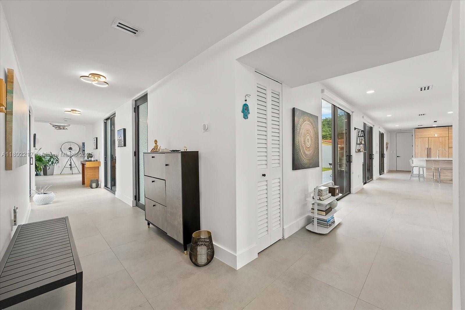 Small Image of 12624 SOUTH WEST 77TH AVE, Pinecrest Number 11