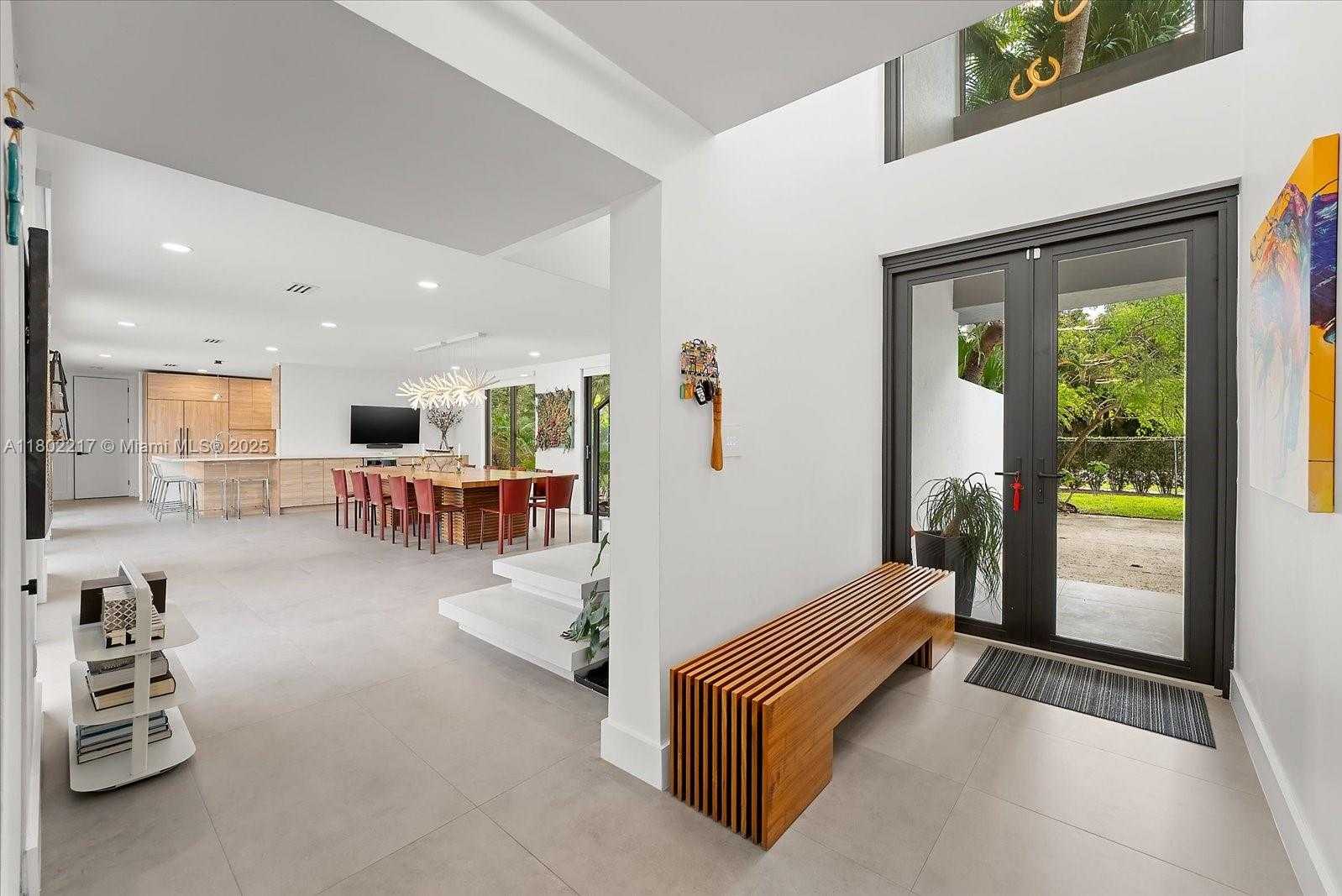 Small Image of 12624 SOUTH WEST 77TH AVE, Pinecrest Number 2