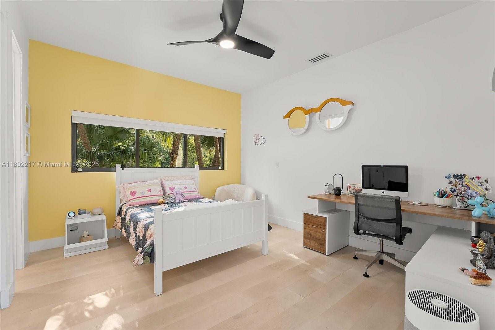 Small Image of 12624 SOUTH WEST 77TH AVE, Pinecrest Number 34