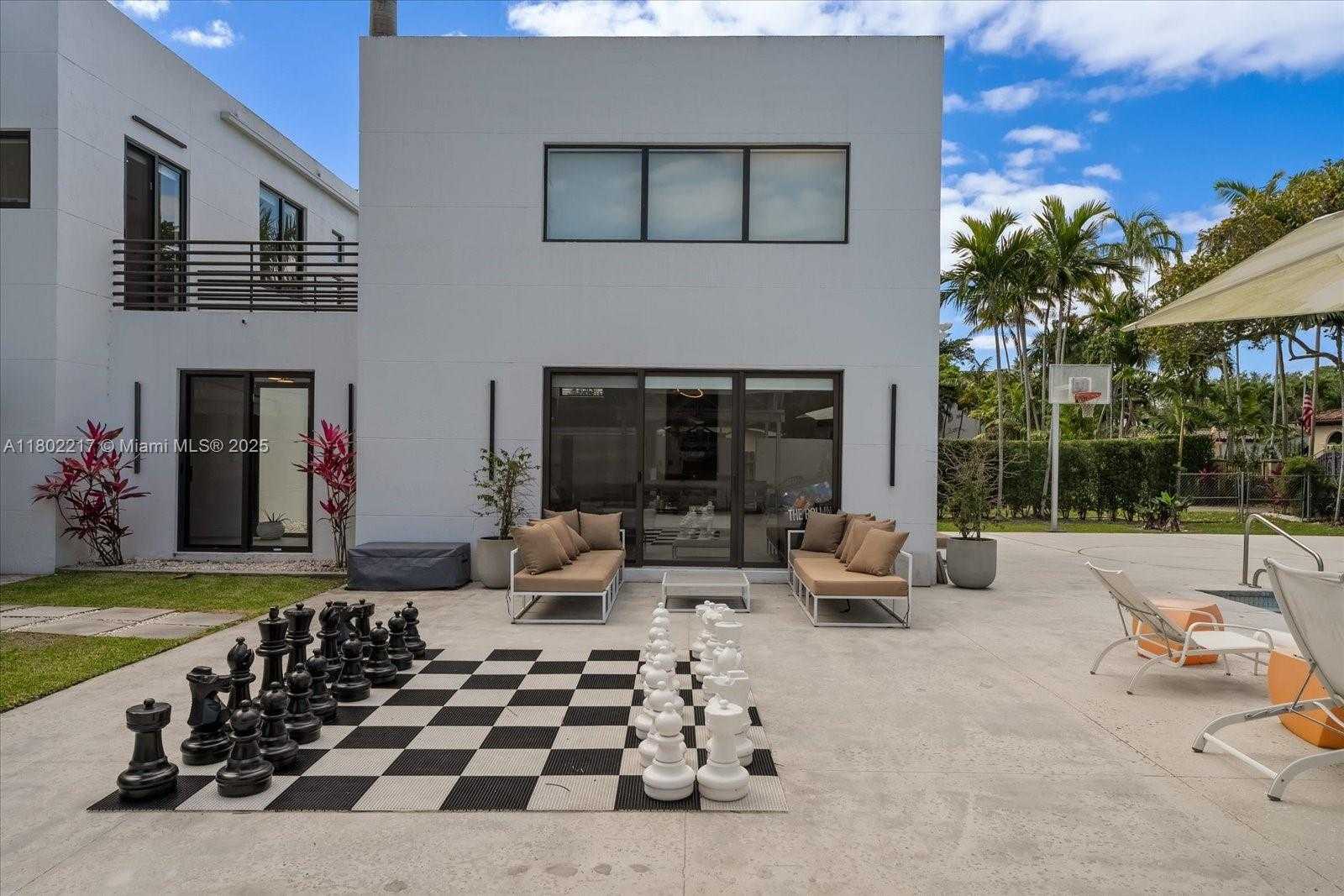 Small Image of 12624 SOUTH WEST 77TH AVE, Pinecrest Number 39