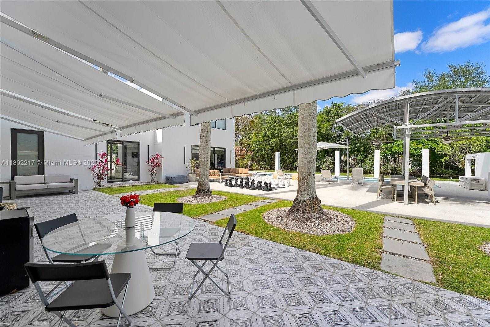 Small Image of 12624 SOUTH WEST 77TH AVE, Pinecrest Number 41