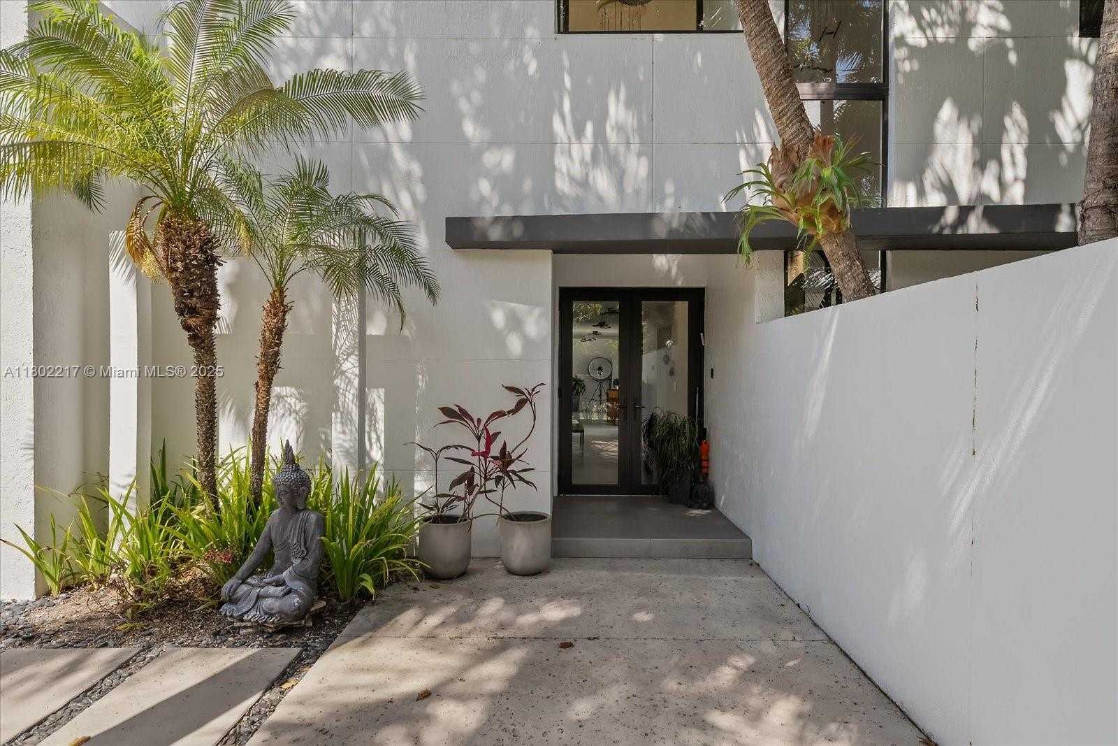 Small Image of 12624 SOUTH WEST 77TH AVE, Pinecrest Number 44