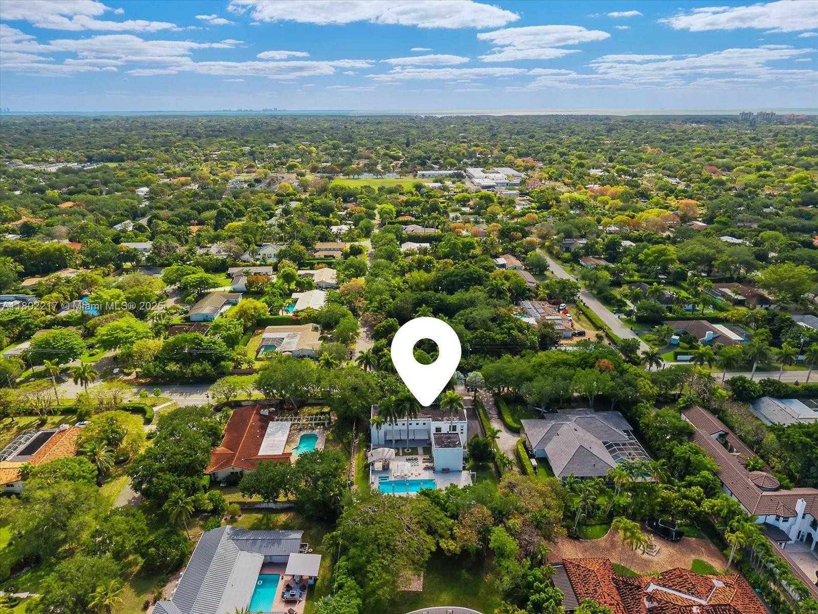Small Image of 12624 SOUTH WEST 77TH AVE, Pinecrest Number 49