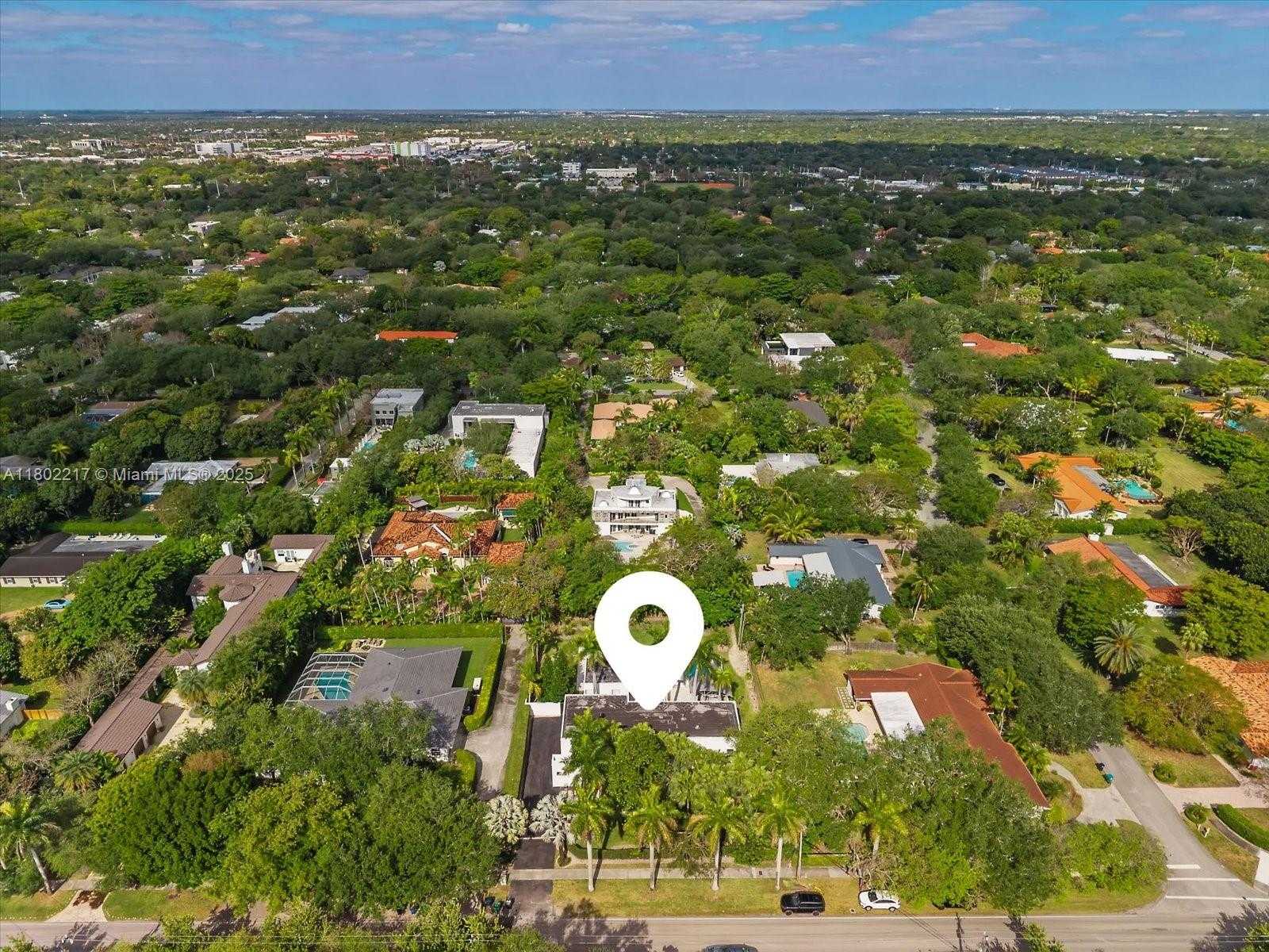 Small Image of 12624 SOUTH WEST 77TH AVE, Pinecrest Number 50
