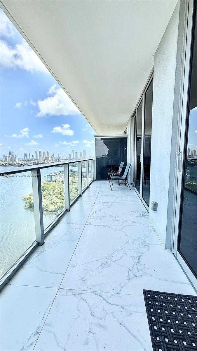Small Image of 16385 BISCAYNE BLVD #2306, North Miami Beach Number 15