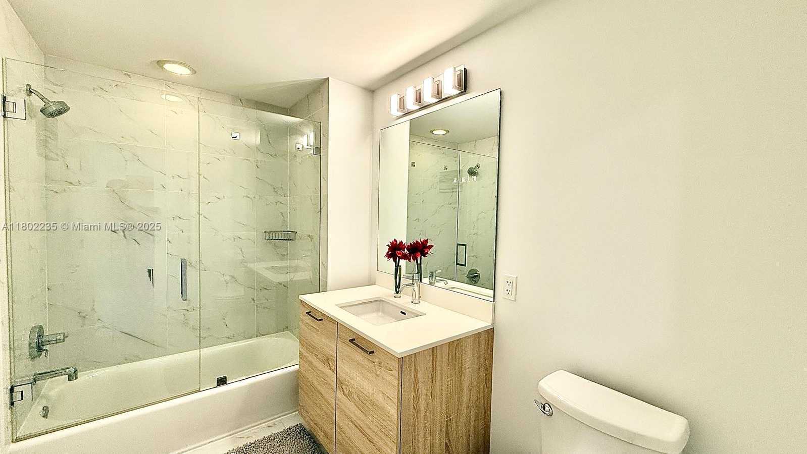 Small Image of 16385 BISCAYNE BLVD #2306, North Miami Beach Number 26