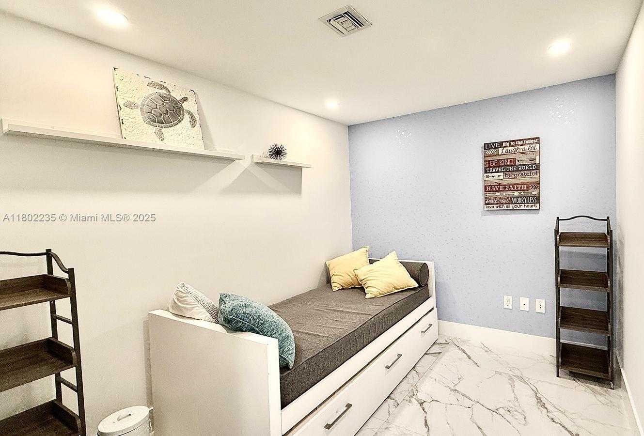 Small Image of 16385 BISCAYNE BLVD #2306, North Miami Beach Number 27