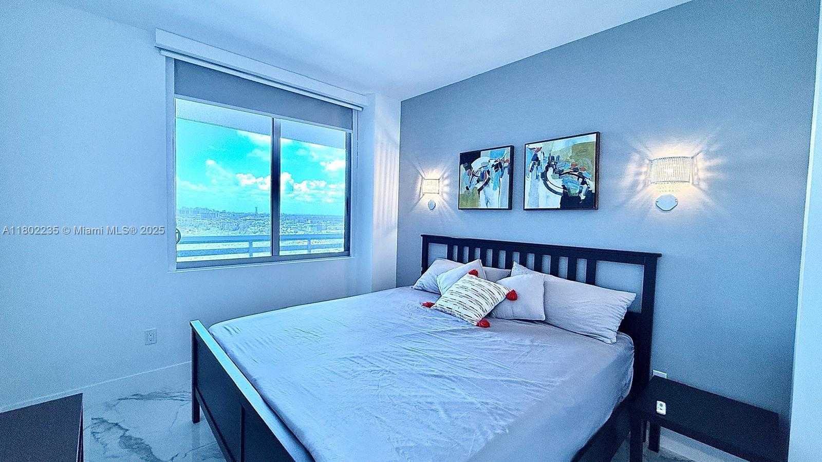 Small Image of 16385 BISCAYNE BLVD #2306, North Miami Beach Number 28