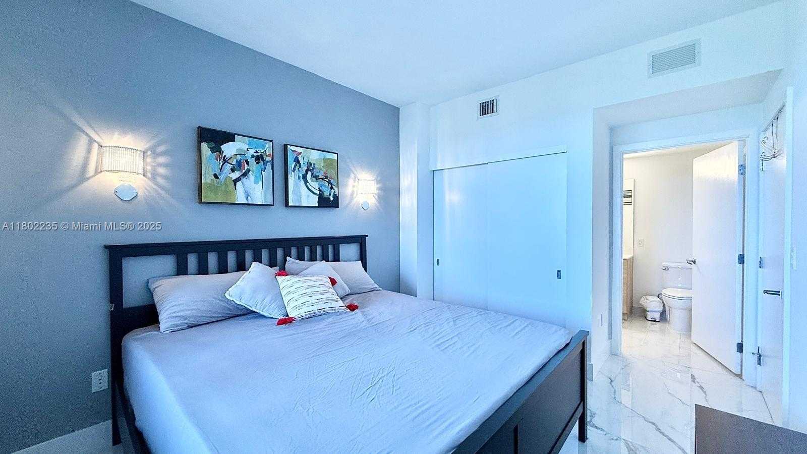 Small Image of 16385 BISCAYNE BLVD #2306, North Miami Beach Number 30
