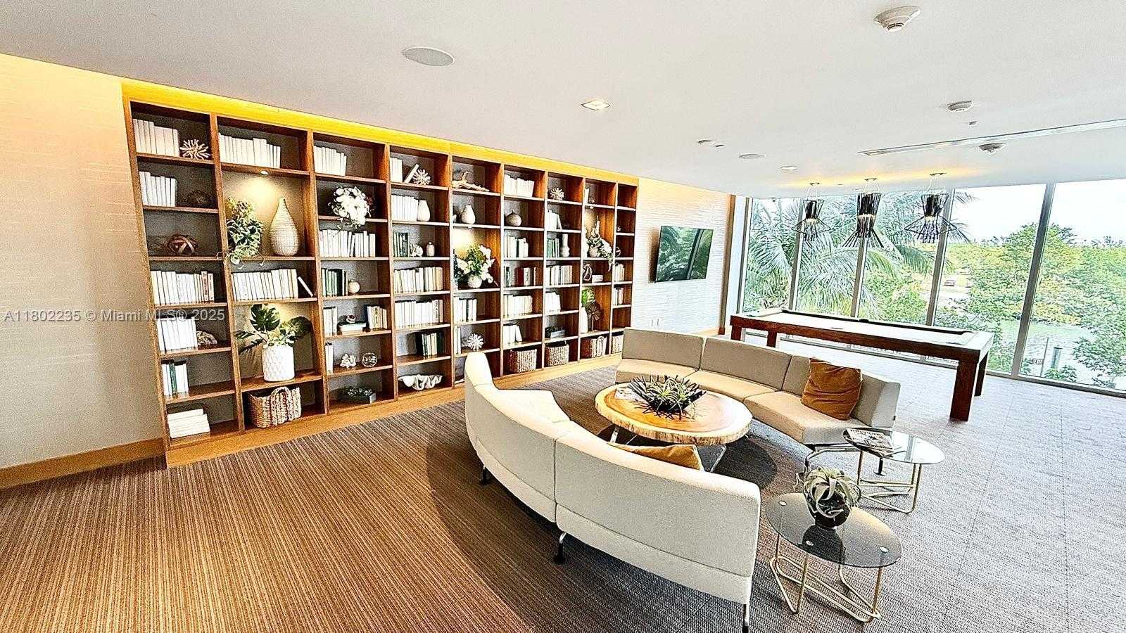 Small Image of 16385 BISCAYNE BLVD #2306, North Miami Beach Number 35