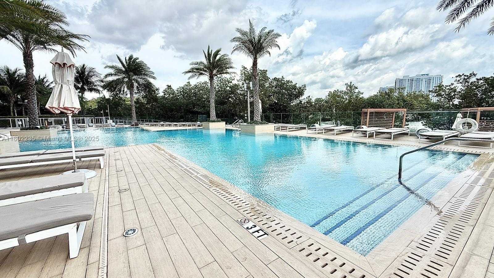 Small Image of 16385 BISCAYNE BLVD #2306, North Miami Beach Number 42