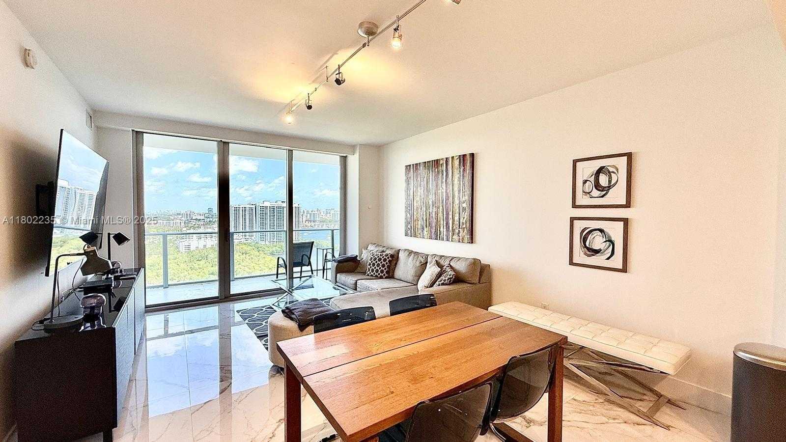 Small Image of 16385 BISCAYNE BLVD #2306, North Miami Beach Number 6
