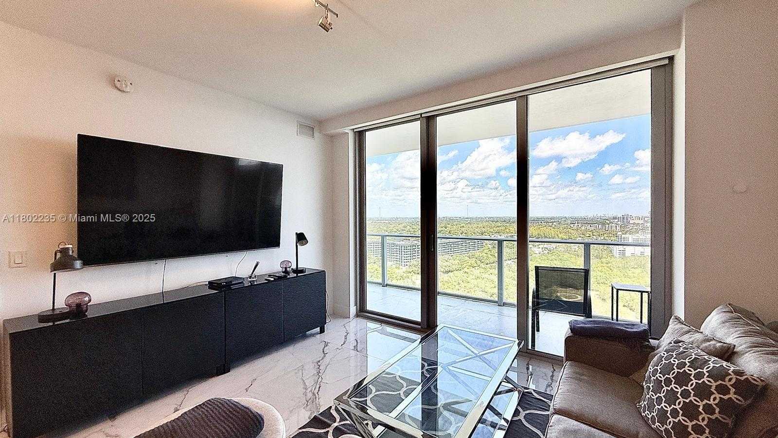 Small Image of 16385 BISCAYNE BLVD #2306, North Miami Beach Number 9