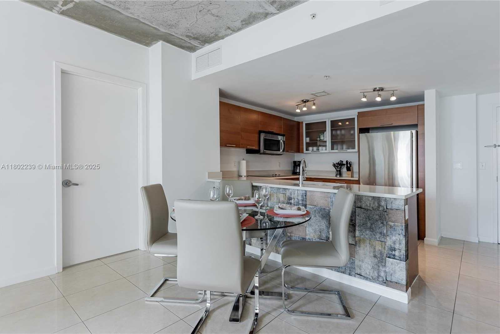 Small Image of 3250 NORTH EAST 1ST AVE #702, Miami Number 13