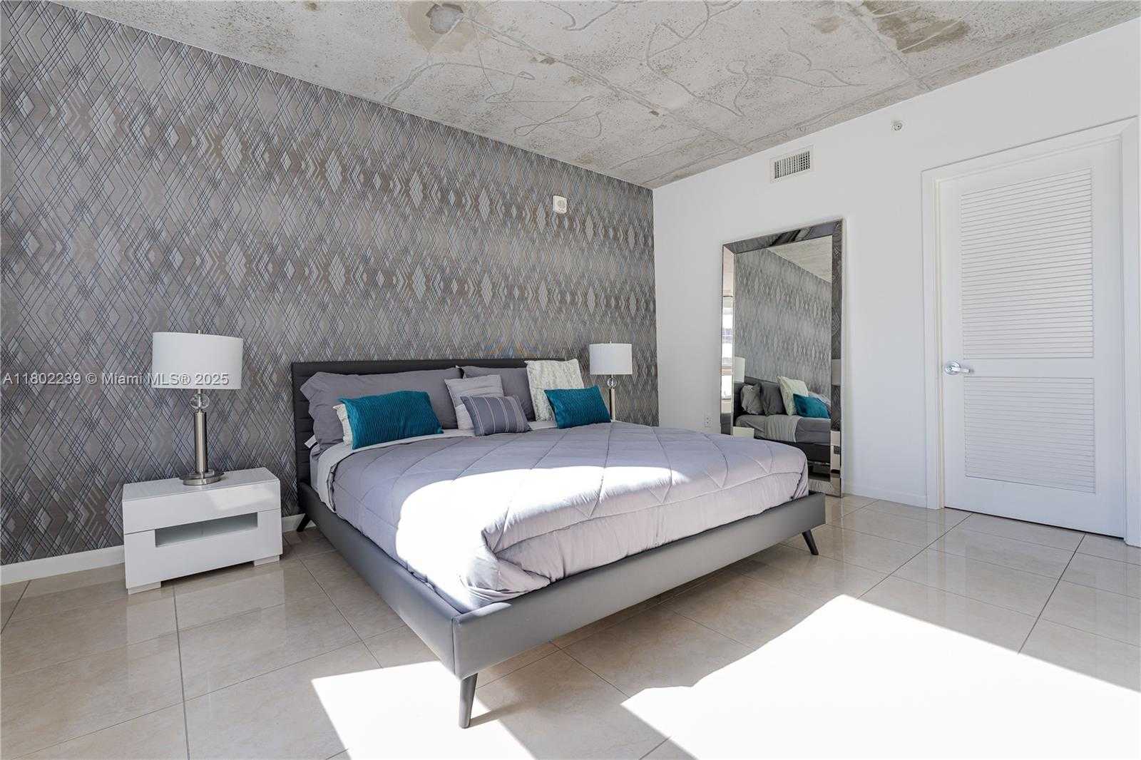 Small Image of 3250 NORTH EAST 1ST AVE #702, Miami Number 18