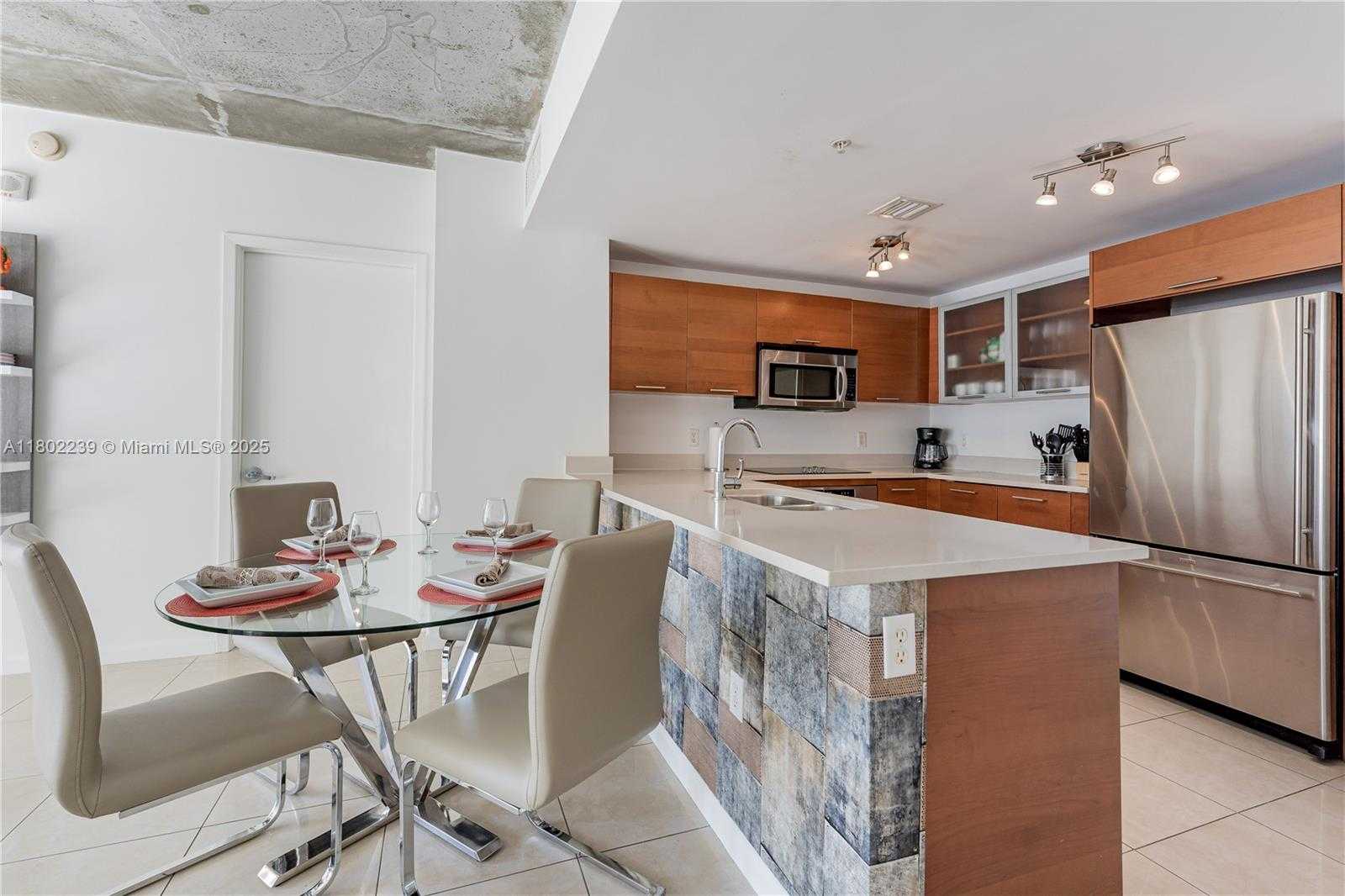 Small Image of 3250 NORTH EAST 1ST AVE #702, Miami Number 2