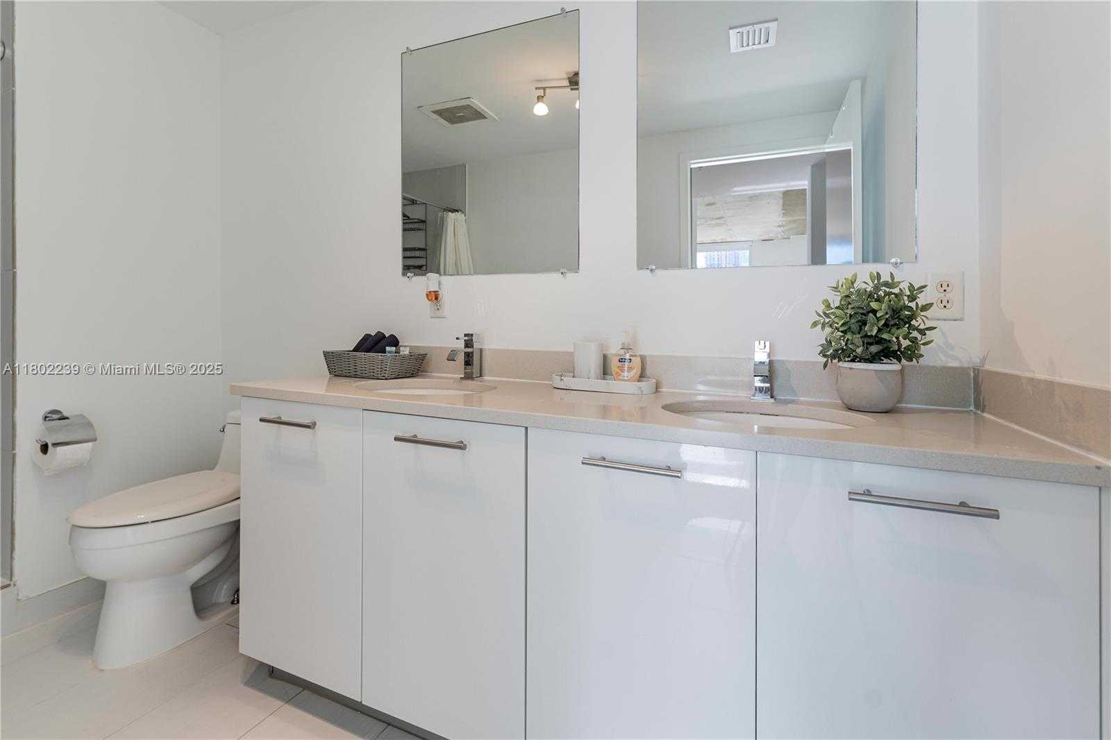 Small Image of 3250 NORTH EAST 1ST AVE #702, Miami Number 22