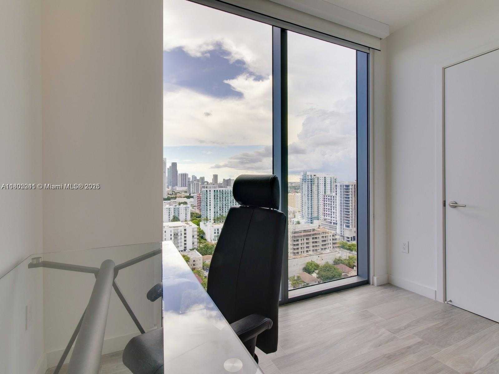 Small Image of 460 NORTH EAST 28TH ST #2008, Miami Number 15