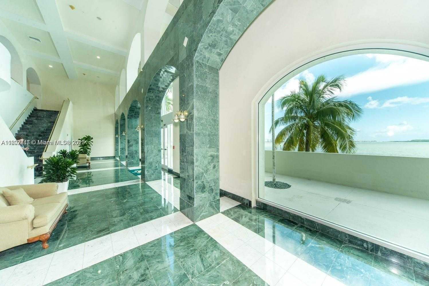 Small Image of 800 CLAUGHTON ISLAND DR #603, Miami Number 4