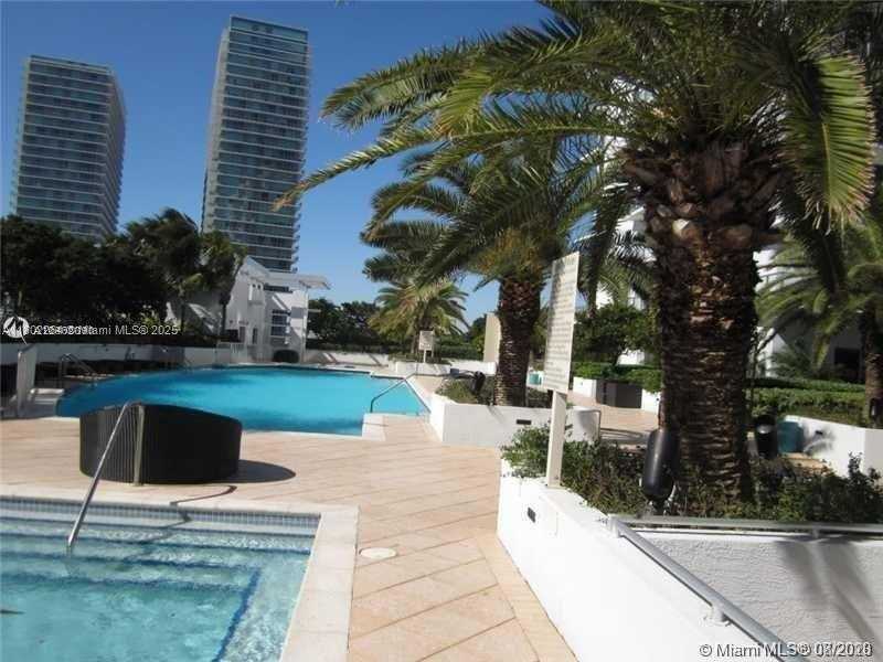 Small Image of 1060 BRICKELL AVE #3917, Miami Number 21
