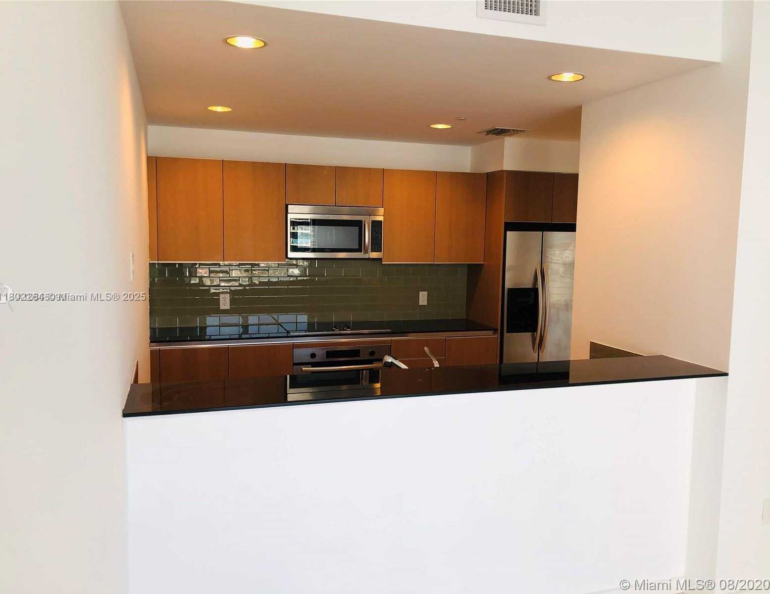 Small Image of 1060 BRICKELL AVE #3917, Miami Number 6