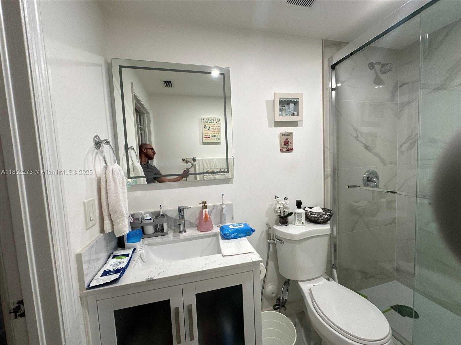 Small Image of 6380 NORTH WEST 114TH AVE #305, Doral Number 12