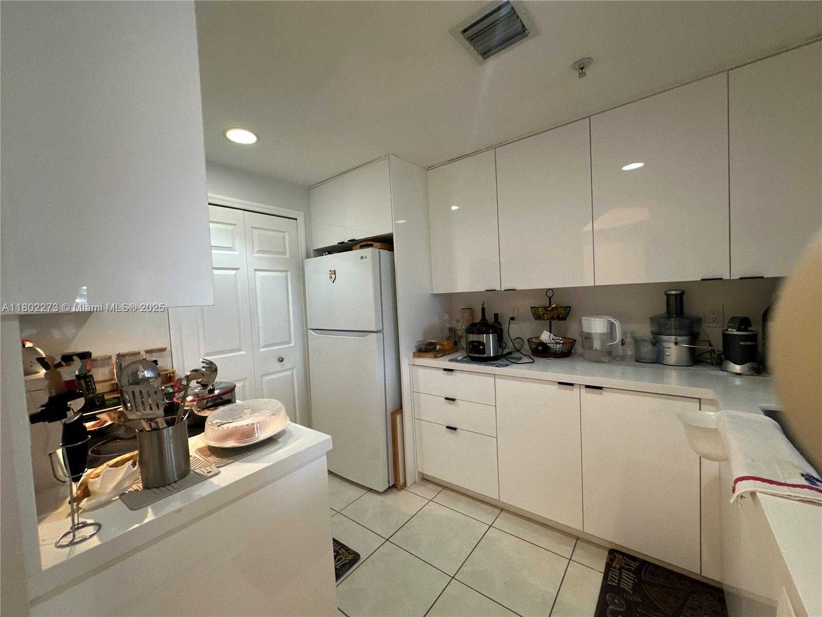 Small Image of 6380 NORTH WEST 114TH AVE #305, Doral Number 19