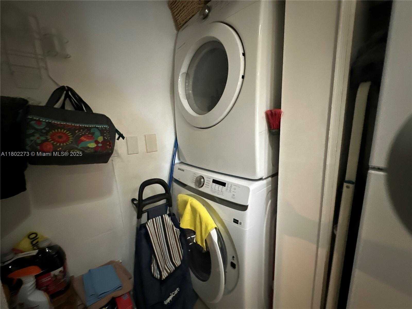 Small Image of 6380 NORTH WEST 114TH AVE #305, Doral Number 21