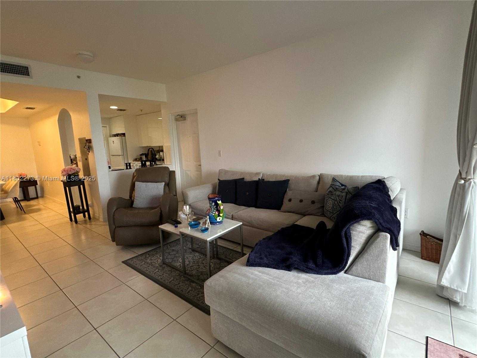 Small Image of 6380 NORTH WEST 114TH AVE #305, Doral Number 26