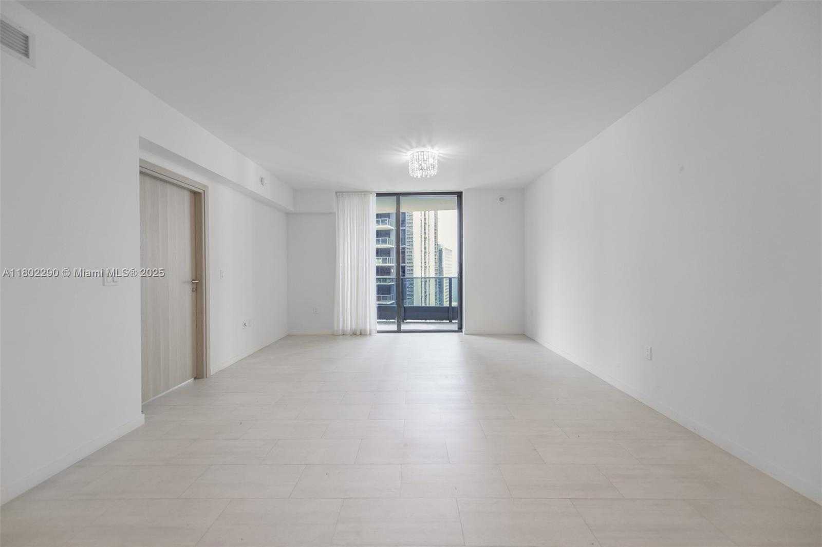 Small Image of 1000 BRICKELL PLZ #2803, Miami Number 2