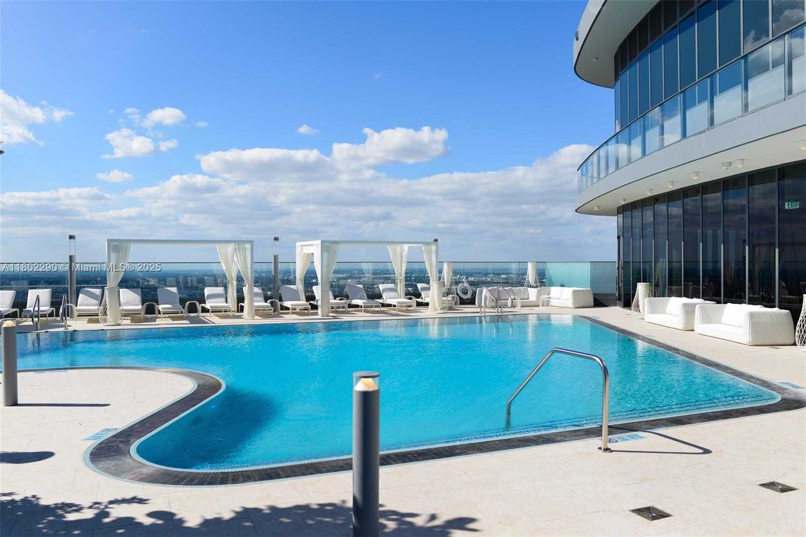 Small Image of 1000 BRICKELL PLZ #2803, Miami Number 21