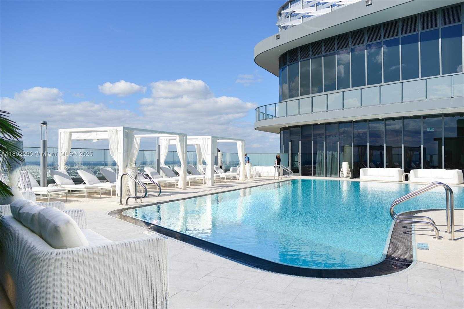 Small Image of 1000 BRICKELL PLZ #2803, Miami Number 22