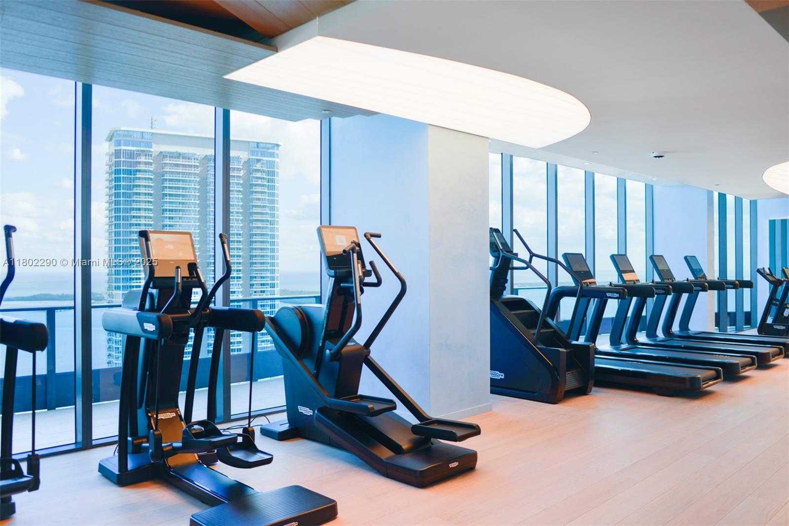 Small Image of 1000 BRICKELL PLZ #2803, Miami Number 25