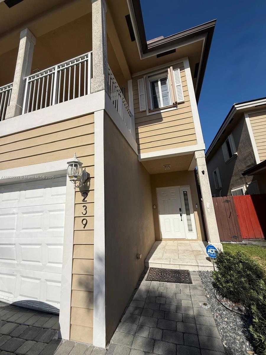 Small Image of 239 SOUTH EAST 31ST TER, Homestead Number 24