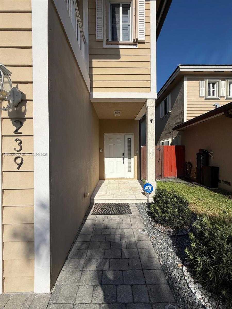Small Image of 239 SOUTH EAST 31ST TER, Homestead Number 31