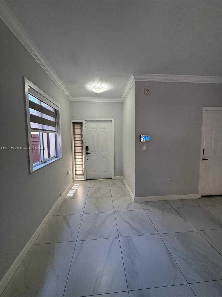 Small Image of 239 SOUTH EAST 31ST TER, Homestead Number 35