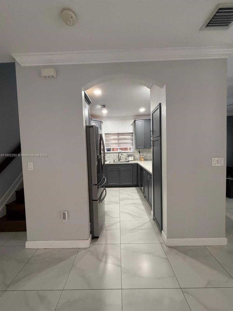 Small Image of 239 SOUTH EAST 31ST TER, Homestead Number 36