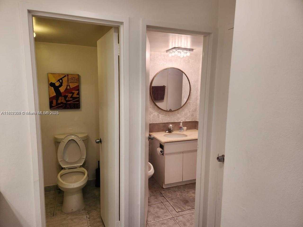Small Image of 5700 COLLINS AVE #4N, Miami Beach Number 21