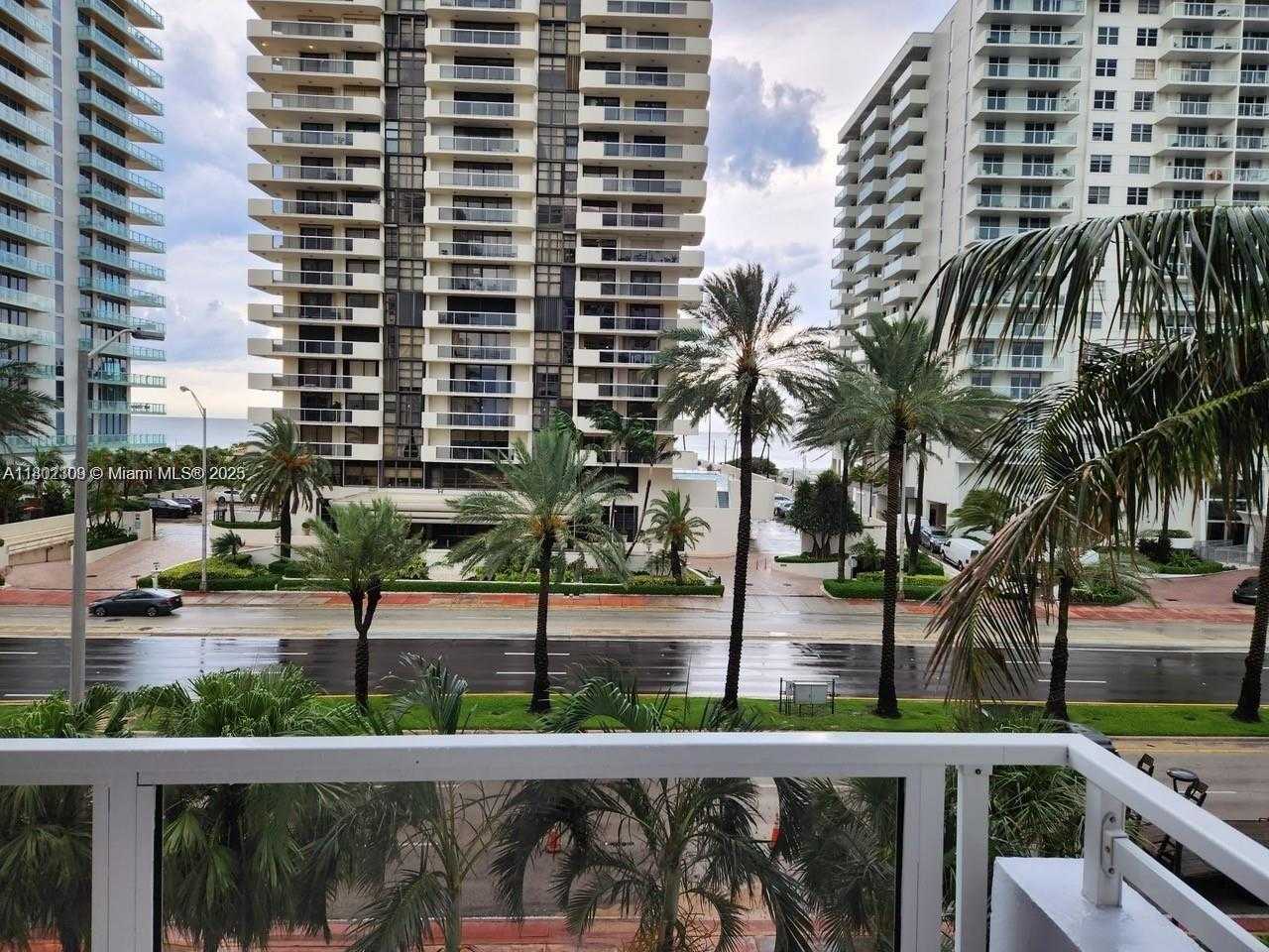 Small Image of 5700 COLLINS AVE #4N, Miami Beach Number 27