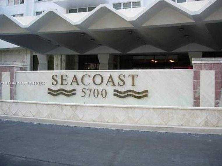 Small Image of 5700 COLLINS AVE #4N, Miami Beach Number 34