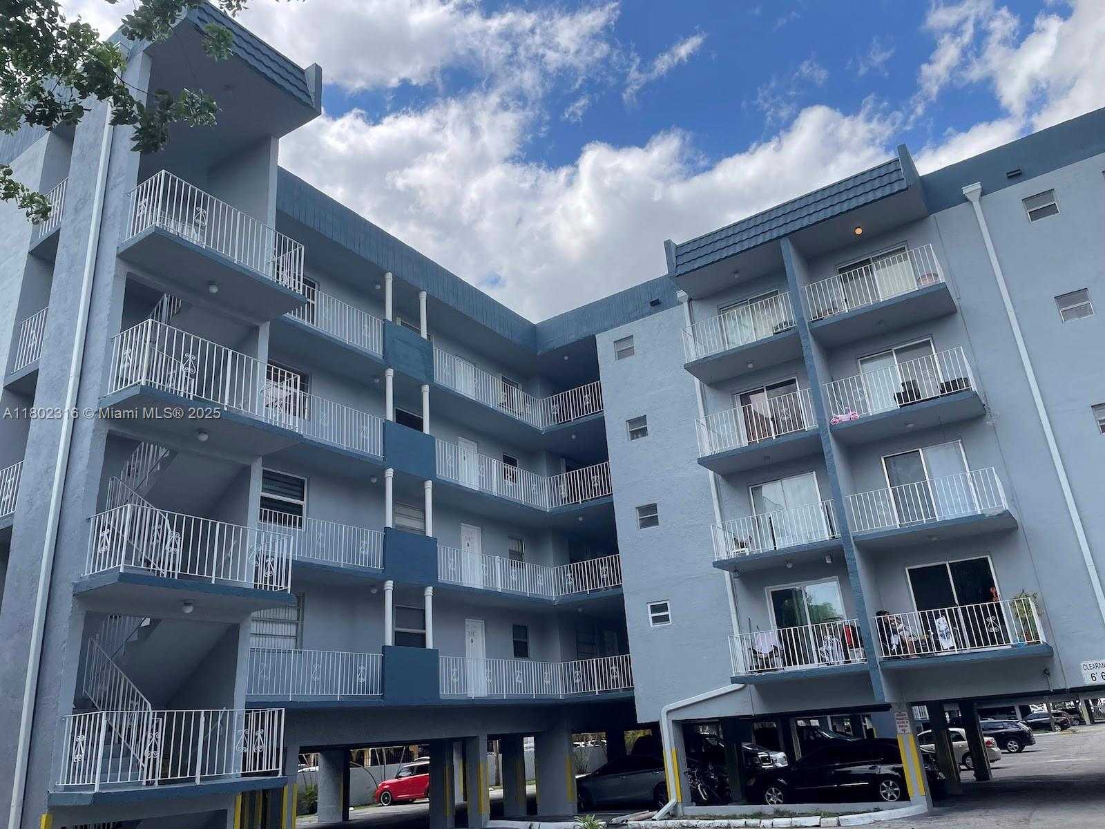 Small Image of 1655 WEST 44TH PL #210, Hialeah Number 18