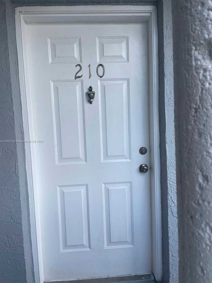 Small Image of 1655 WEST 44TH PL #210, Hialeah Number 2